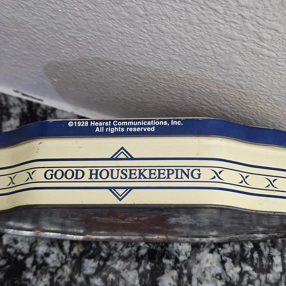 Vintage Good HouseKeeping Spring Tin 1928
